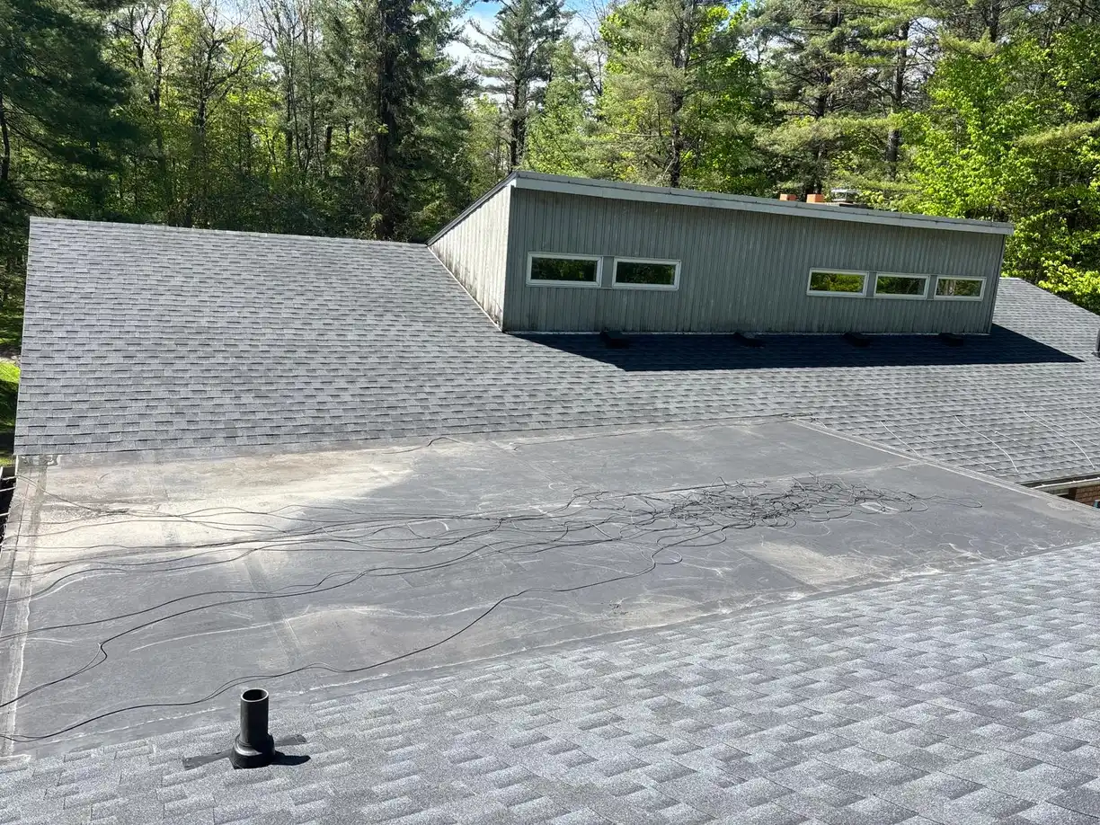 Freshly installed asphalt shingle roof on a Barrie home by MKT Roofing & Exteriors